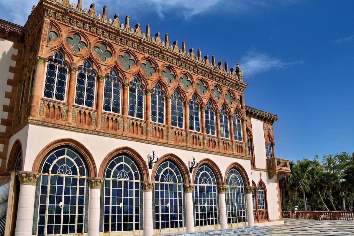 Mercedes Sprinter day trip limo service from Orlando to Sarasota FL