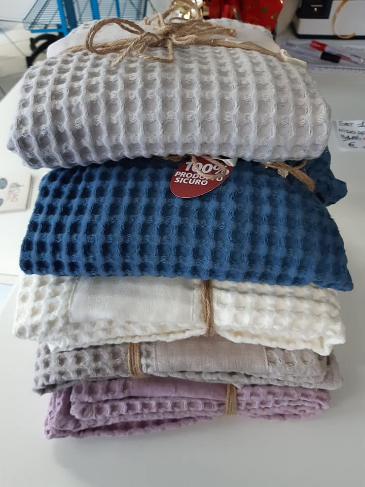 biancheria di tutti i colori