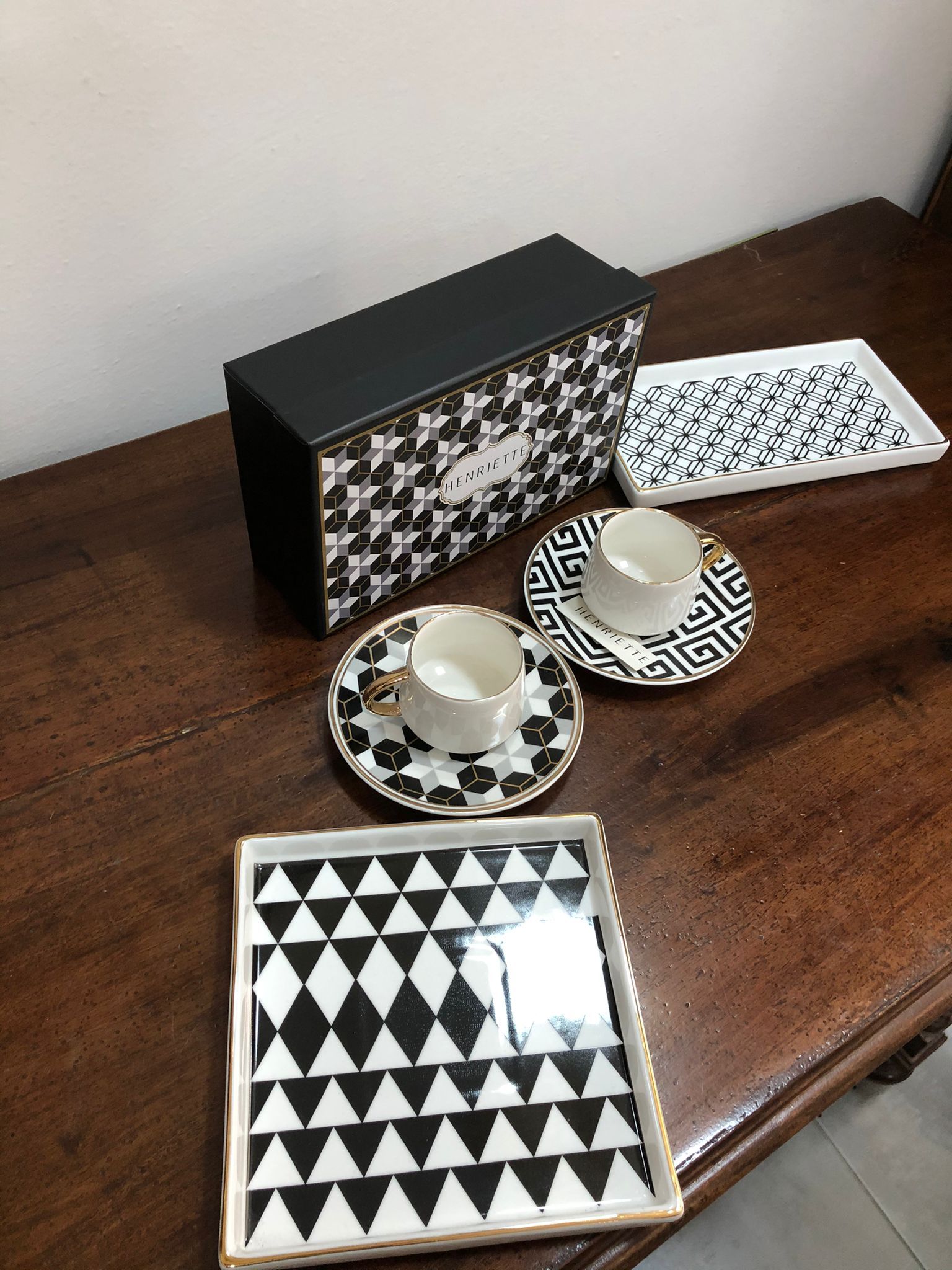 servizio porcellana bianco e nero