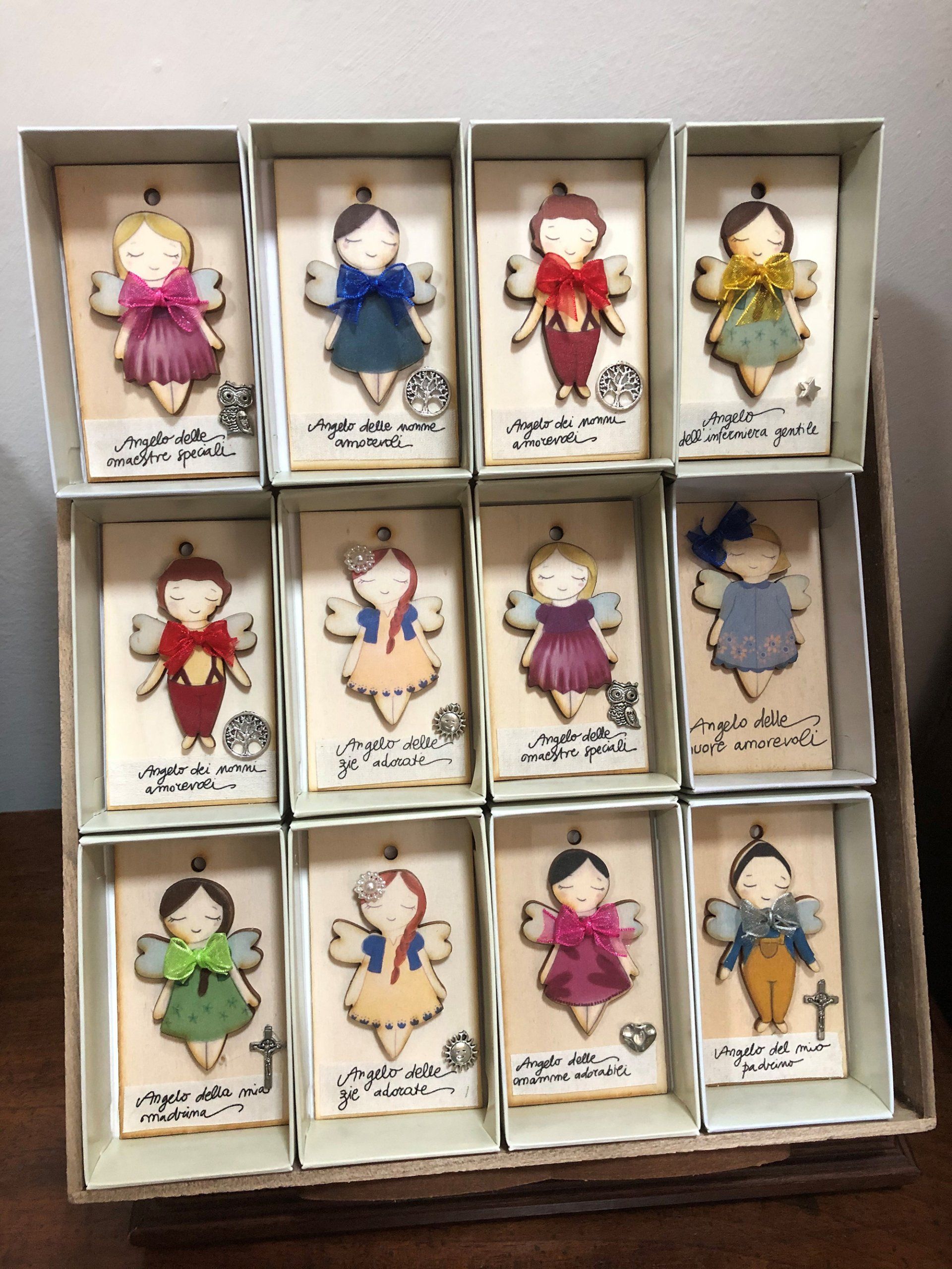 bamboline con slogan