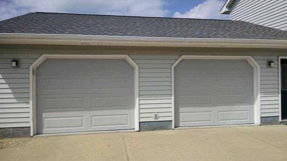 Garage Door Service — Grand Ledge, MI — Mid-Michigan Overhead Door