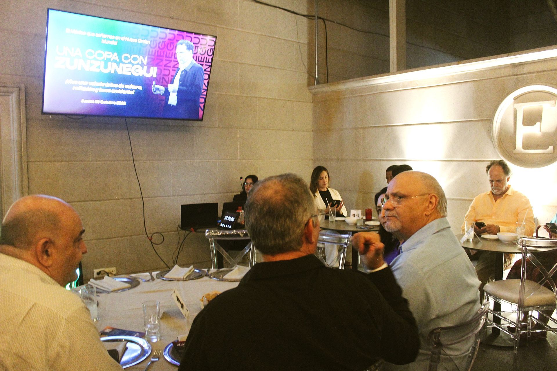 Zunzunegui en Monterrey