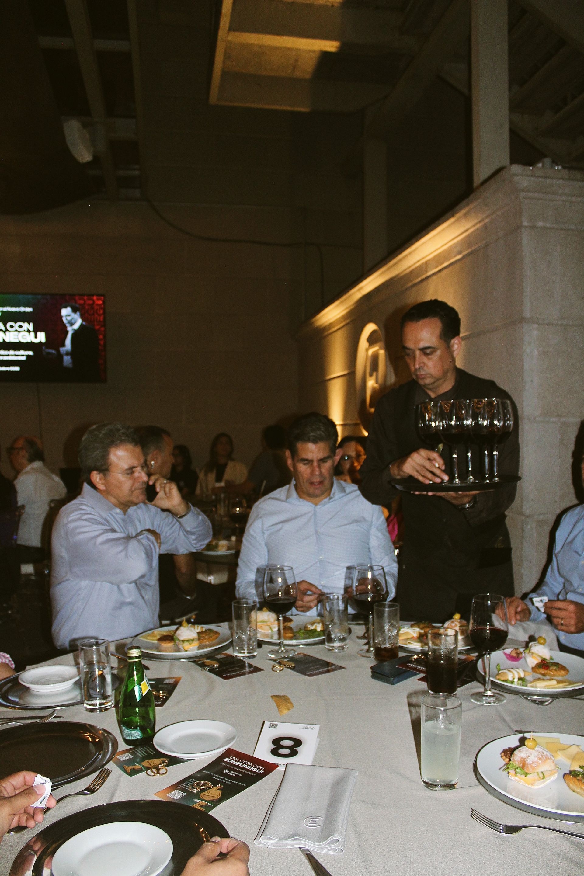 Zunzunegui en Monterrey