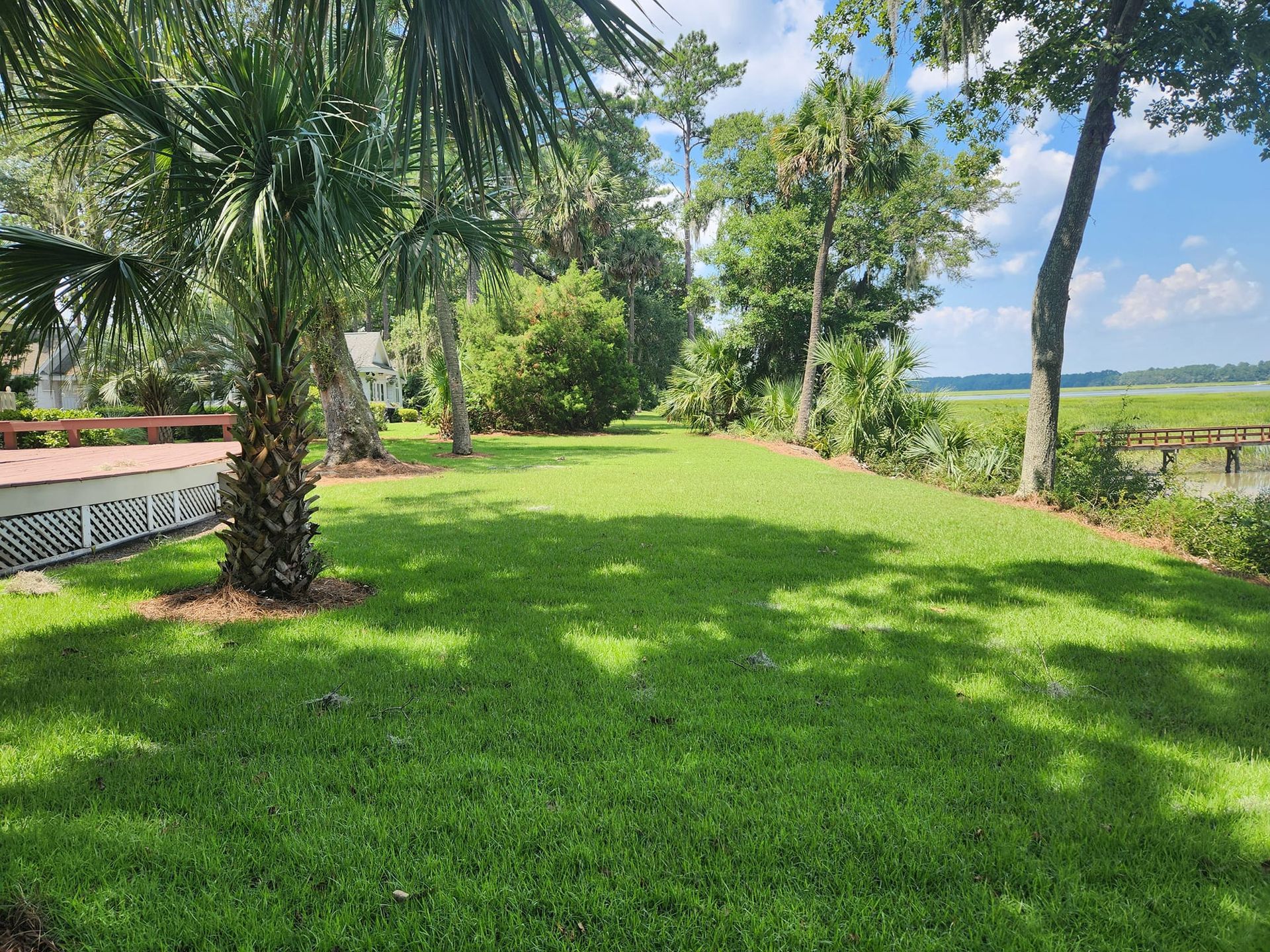 Get commercial landscaping in Hardeeville SC with Greenwork Landscapes