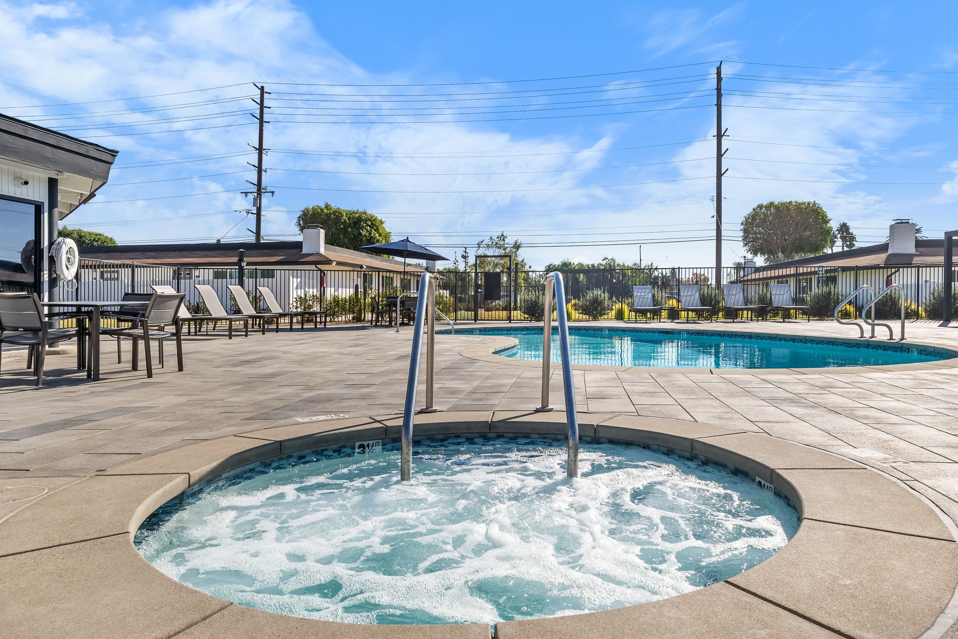 jacuzzi tub and pool