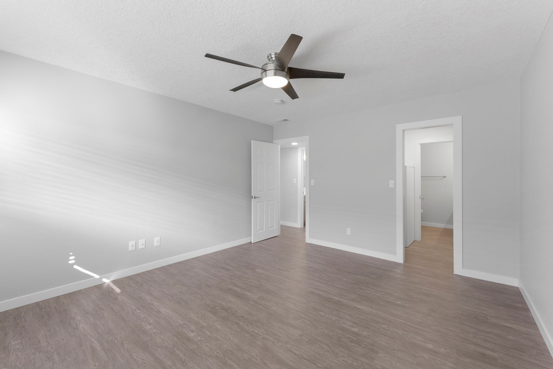 Grove House bedroom doors