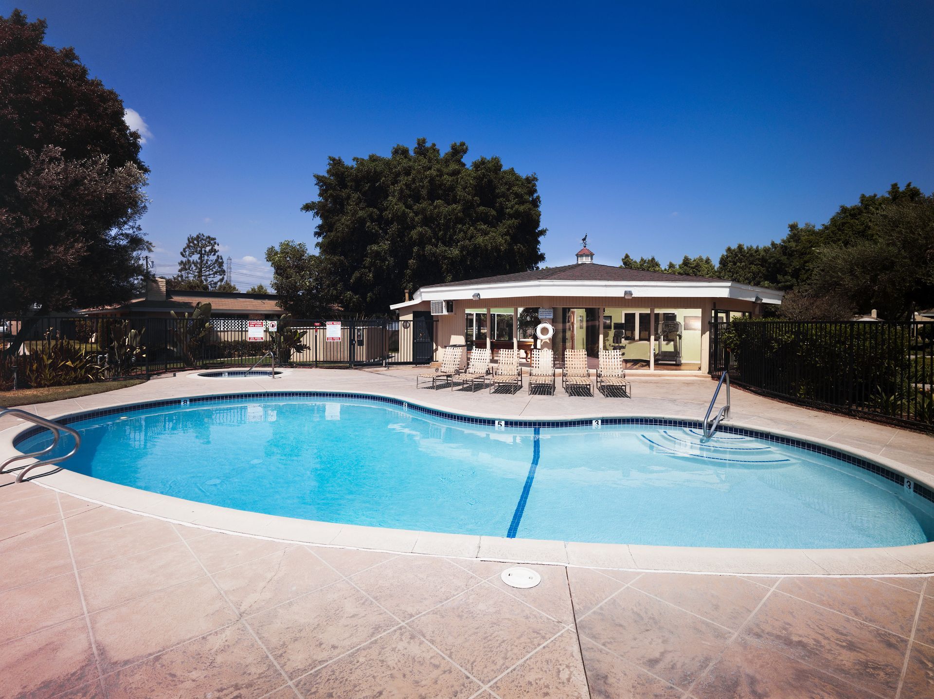 The Grove House community pool and patio