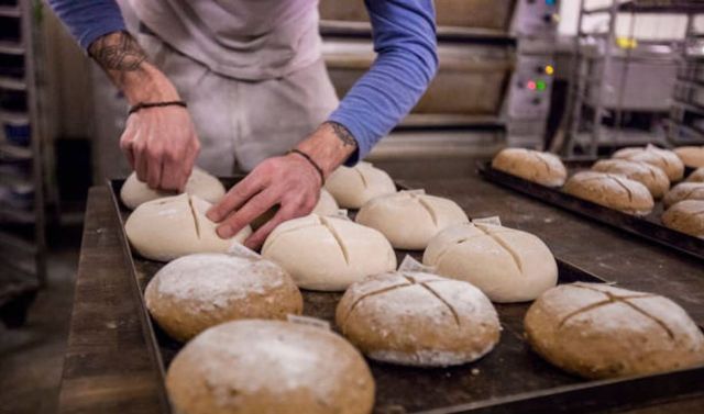 incisione di pagnotte