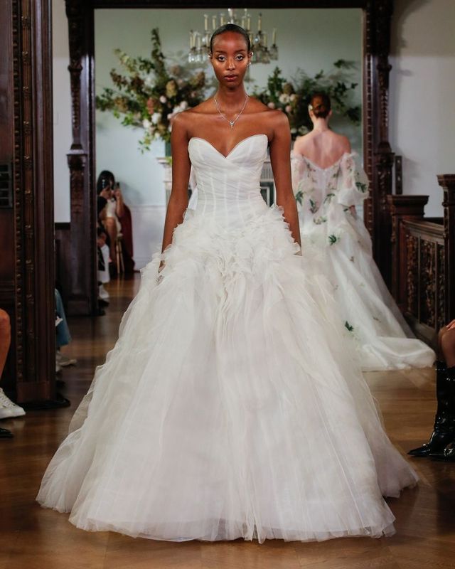 New York Bridal Fashion Week Fall 2026: Stunning Gown Trends by Monique  Lhuillier, Di Santo, Reem Acra, Saab, de la Renta