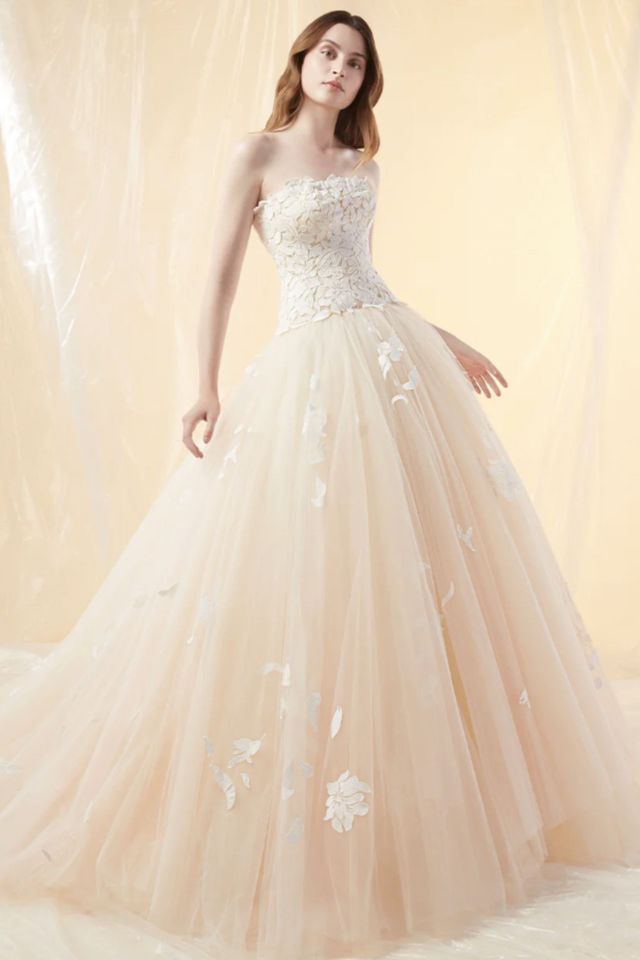 Peter Langner Bridal Boston | Luxury Italian Wedding Dresses  L'elite