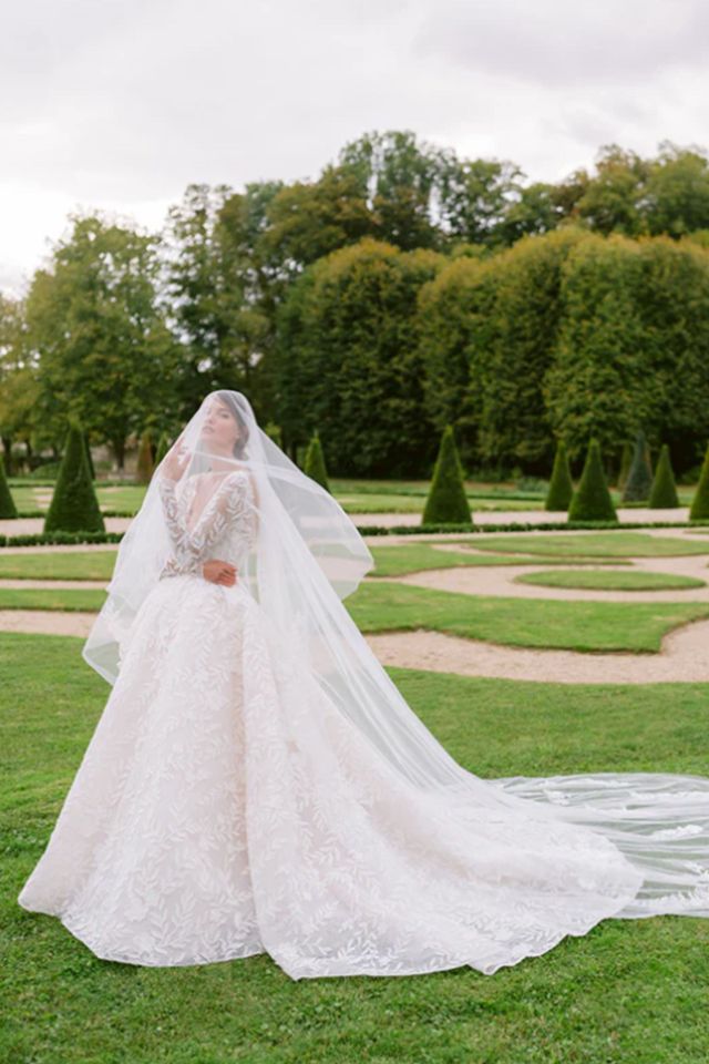 Monique Lhuillier Bride Wedding Dresses - L'elite Monique Lhuillier Bride Wedding Dresses - L'elite