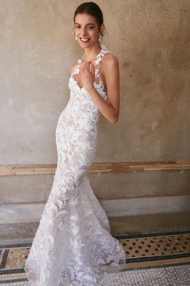 oscar de la renta green wedding dress Oscar de la Renta, Fall 23 Strapless Faille Petal Sequin & Bead Embro Wedding Dress Save 38%