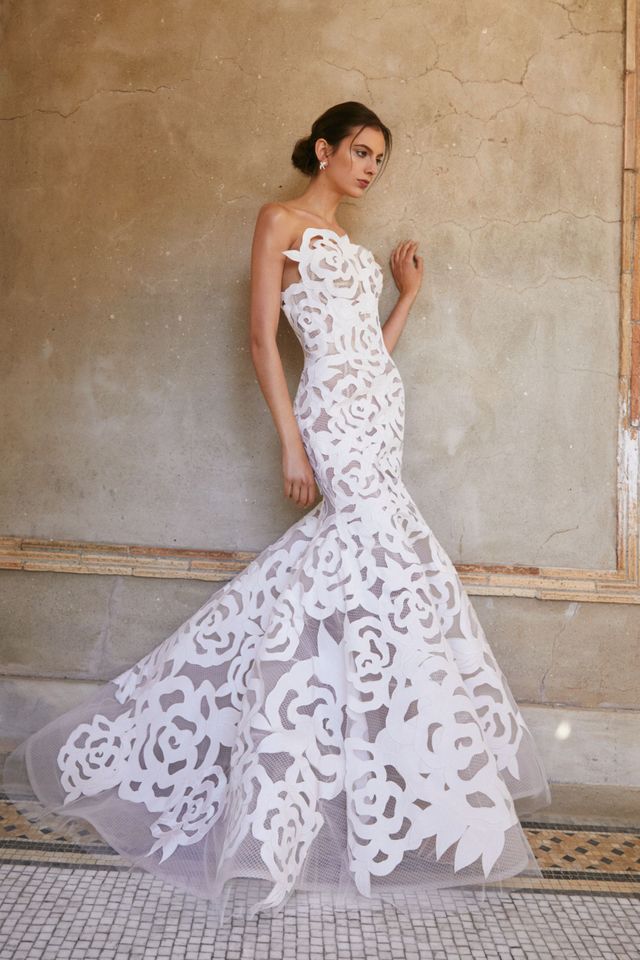 Oscar de la Renta Bridal Wedding Gowns- L'elite