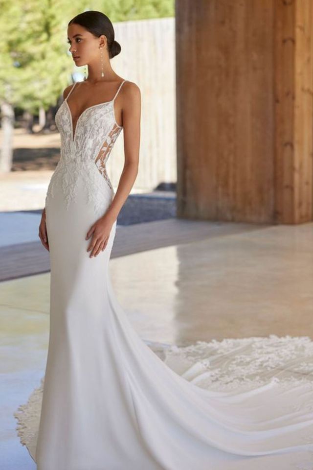 plus wedding dress guest Amazon.com: RWJ Women's Plus Size Dress for Cocktail Wedding Guest Formal V  Neck Off The Shoulder Maxi Dress with Belt Beige Floral L : Clothing, Shoes  & Jewelry