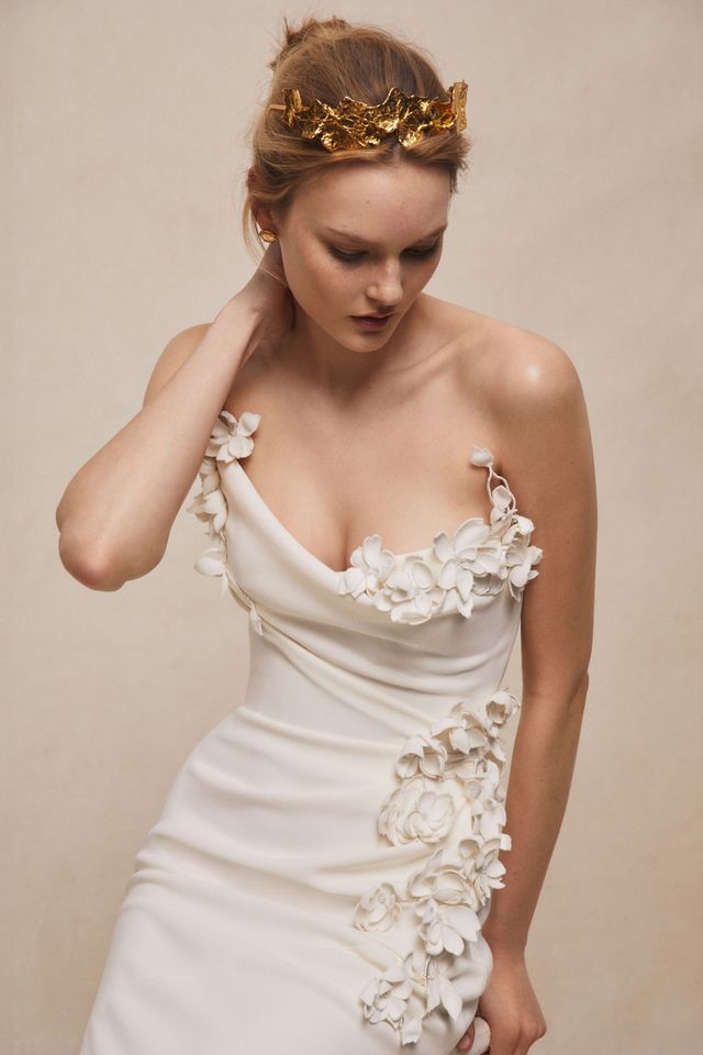 Oscar de la Renta Bridal Wedding Gowns- L'elite Oscar de la Renta Bridal Wedding Gowns- L'elite