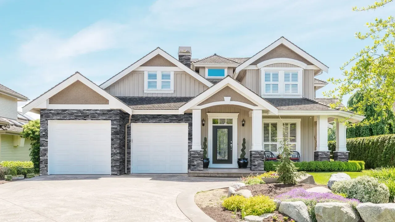 Elegant House — West Salem, WI — Contractor Supply