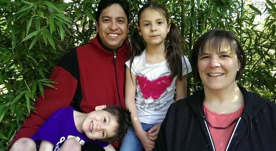 Tomas A. Rojo with his family