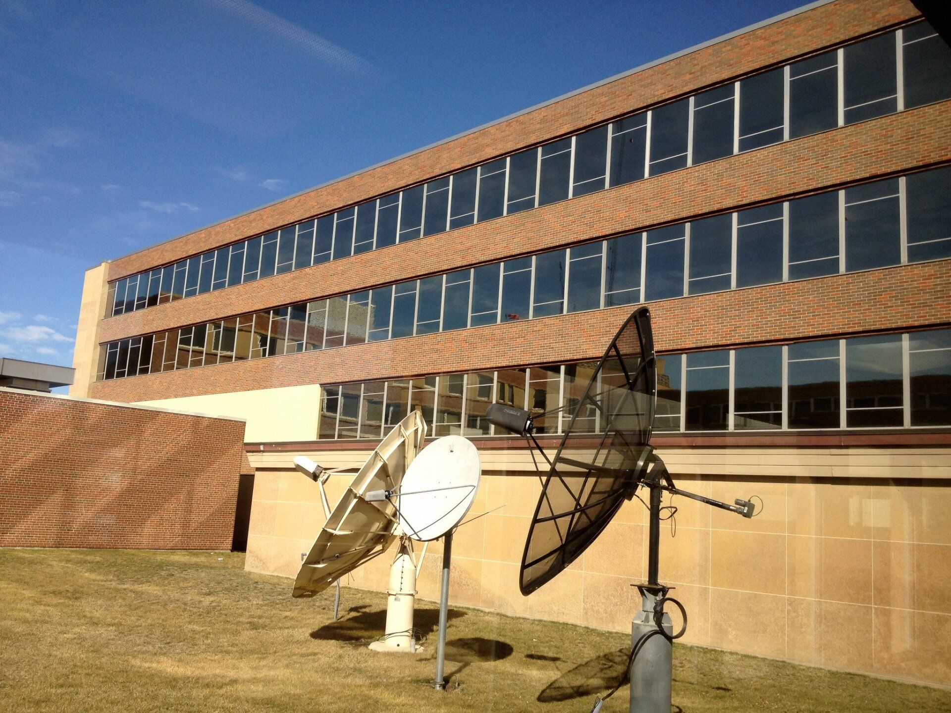 office window tinting Sheboygan