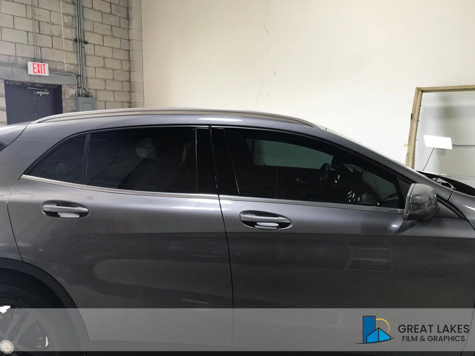 automotive window tinting Milwaukee