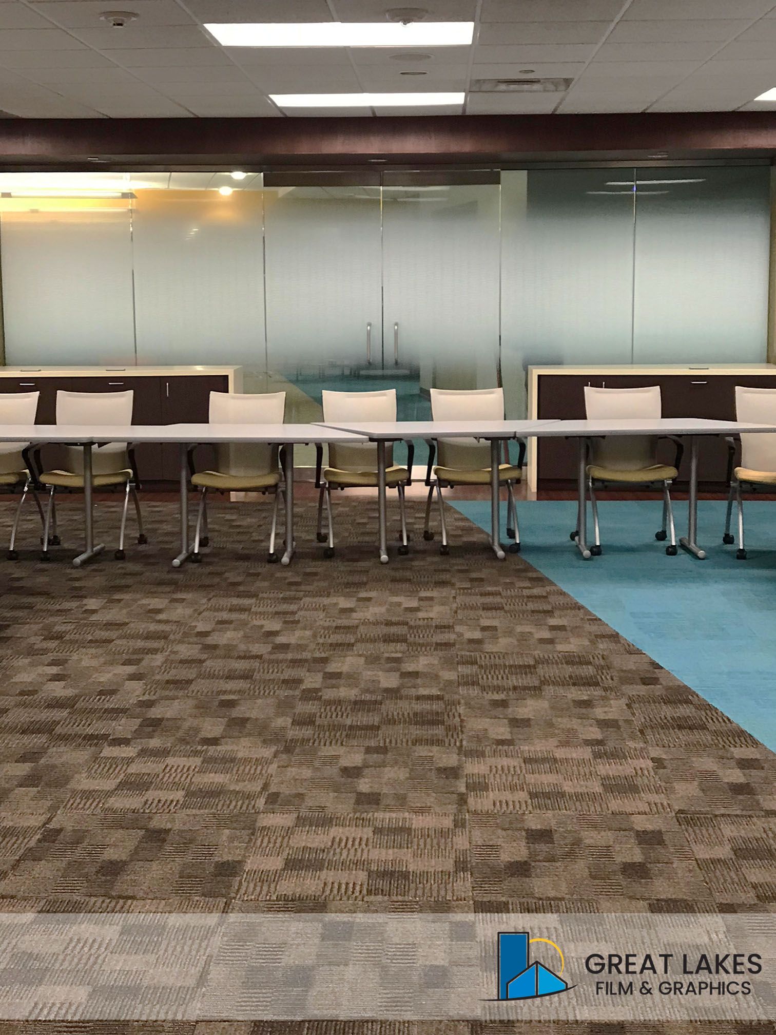 business window graphics Milwaukee