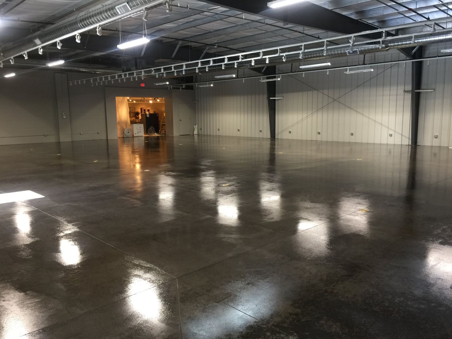 pre-engineered large space