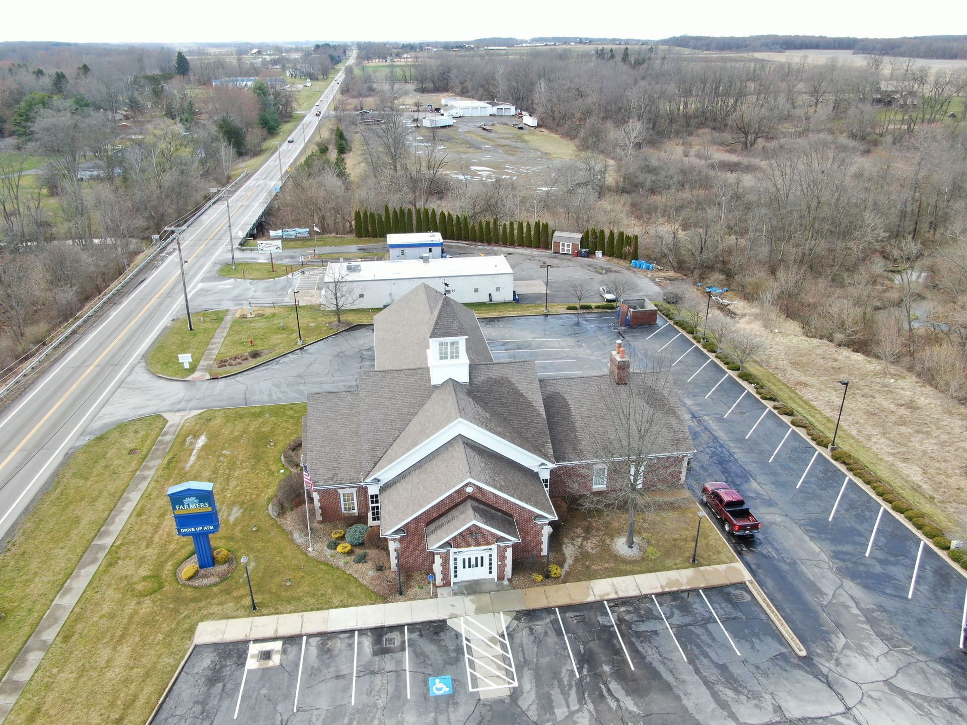 Commercial Design Farmers Bank