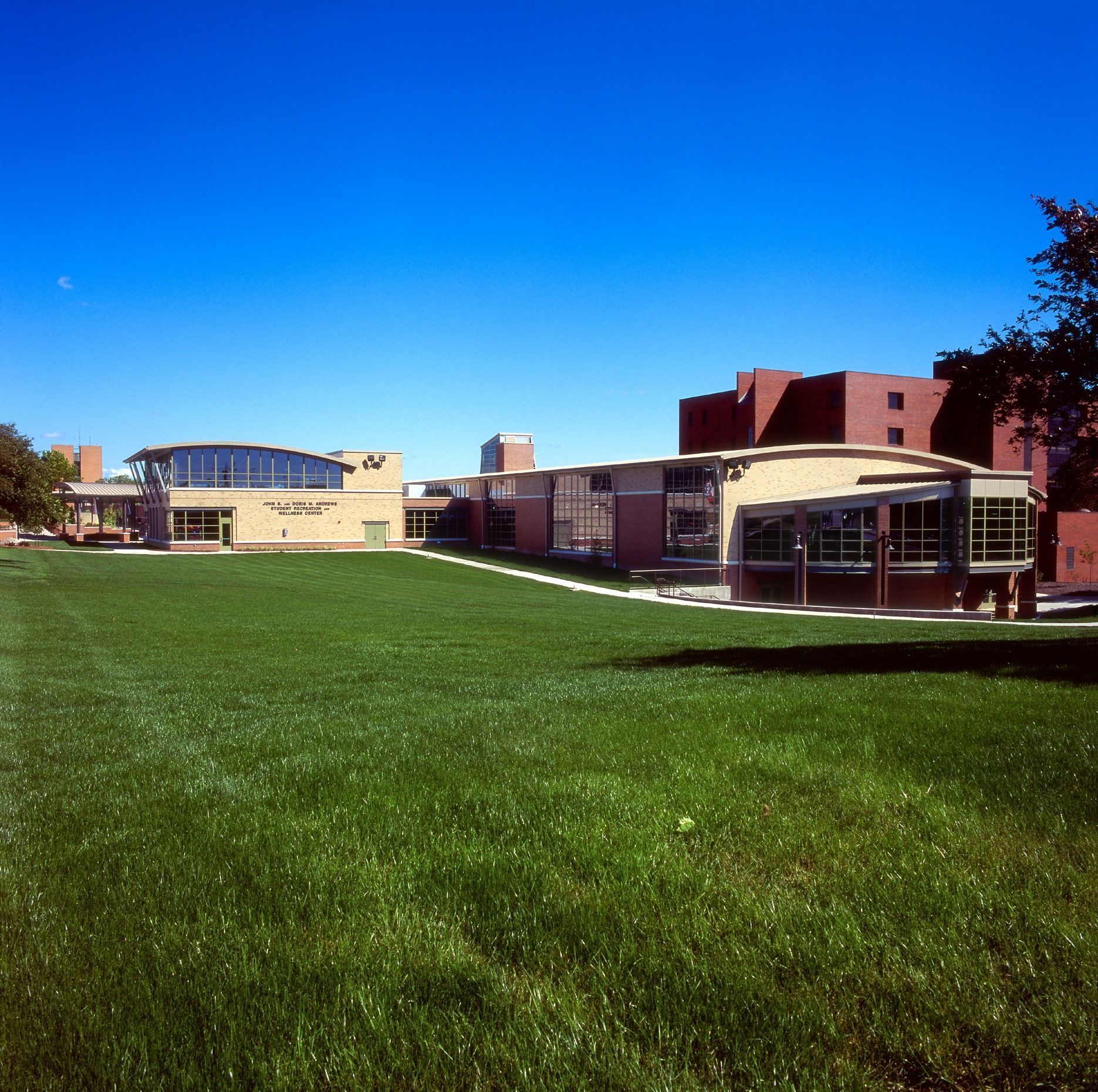 Institutional Sports & Wellness ysu andrews rec center