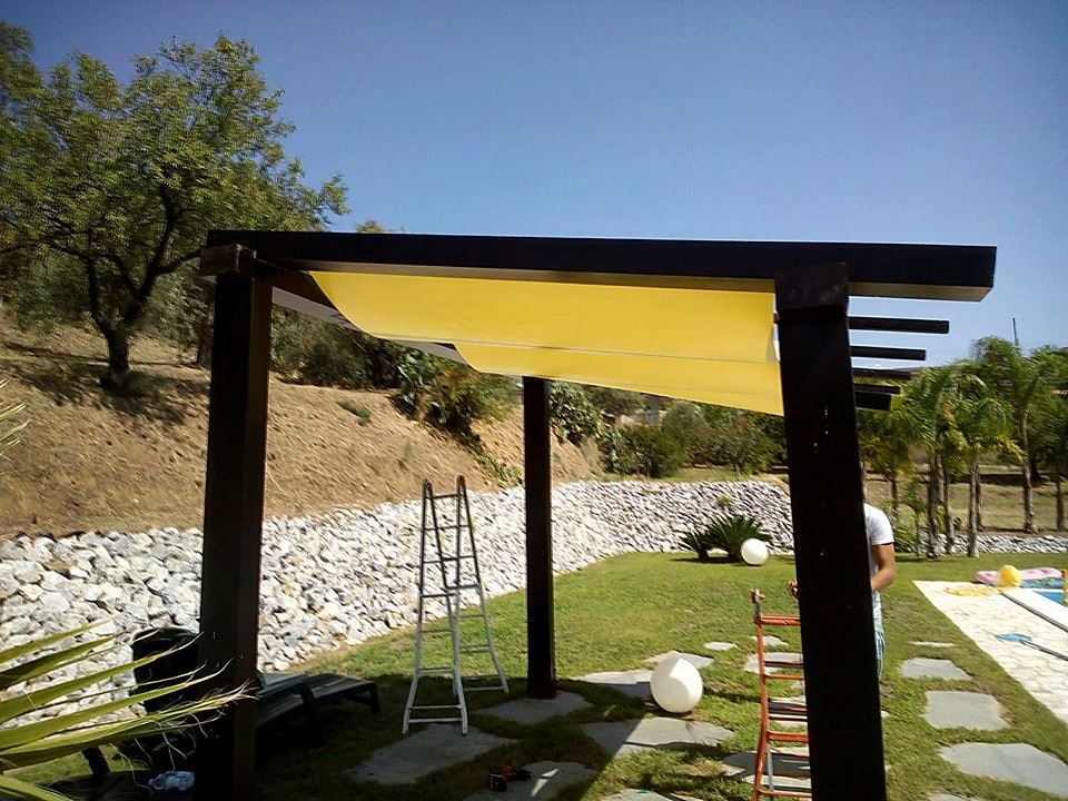 struttura esterna con copertura