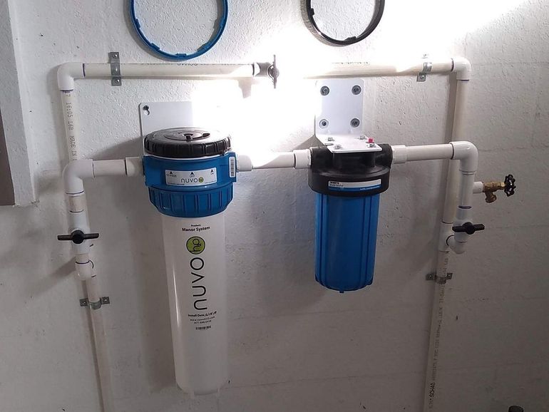 the word nuvo that is on a device