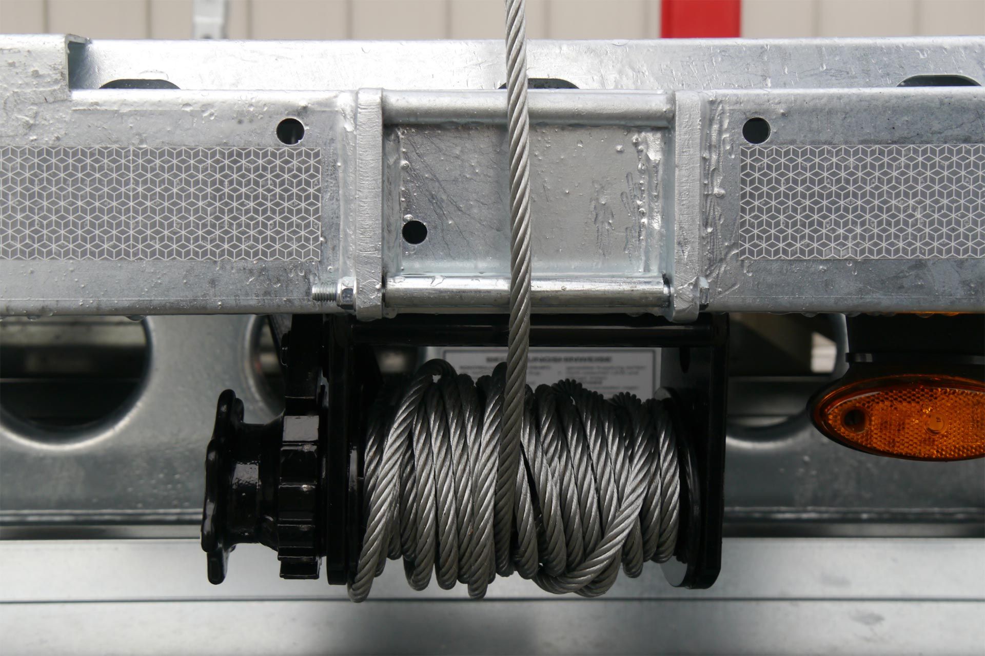 Fliegl puspriekabės statybinių medžiagų transportavimui