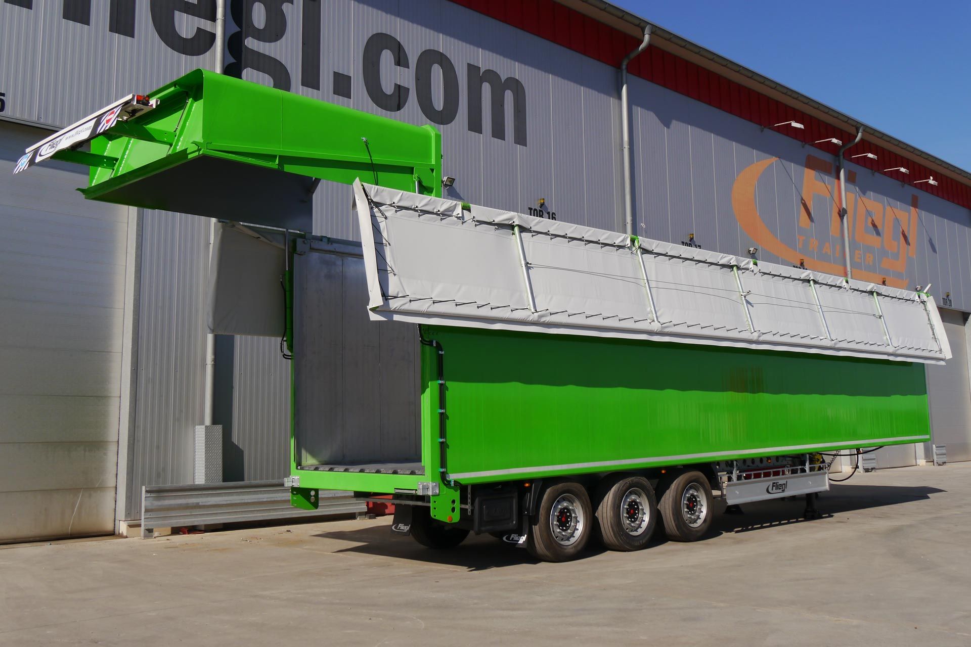 Hidraulinis bagažinės dangčio uždarymas su automatiniu stogo uždarymu