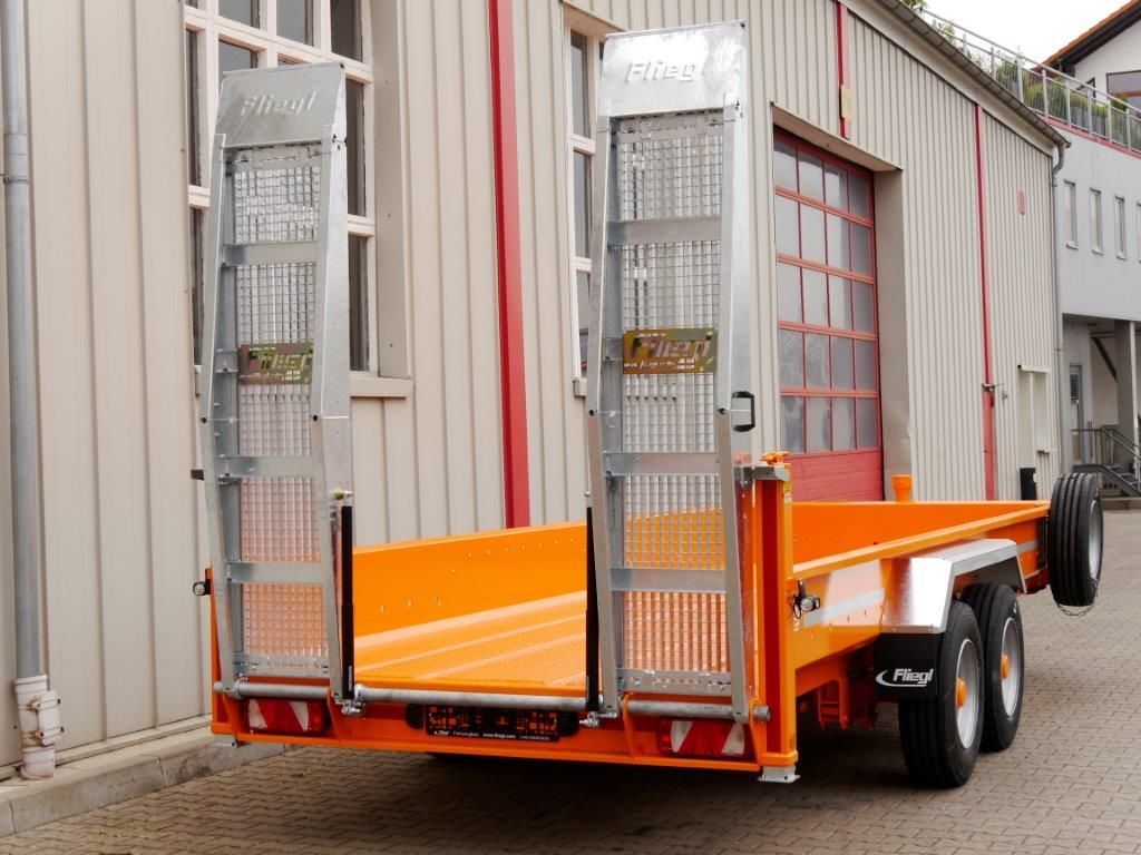 Įvažiavimo takeliai su grotelėmis