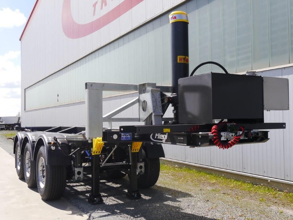 Nepriklausoma hidraulika, sumontuota ant puspriekabės