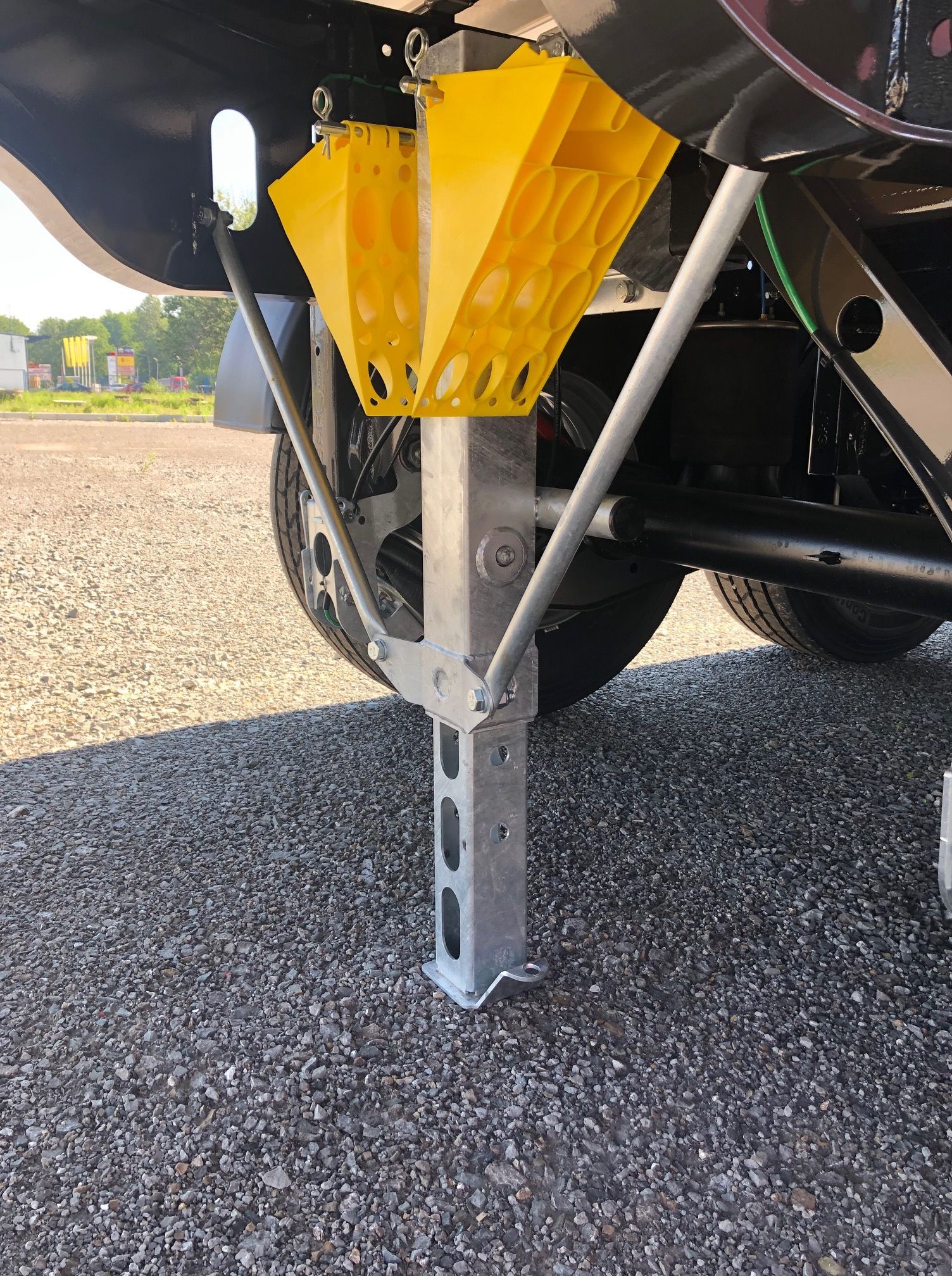 Papildomai: techninė iškrovimo koja