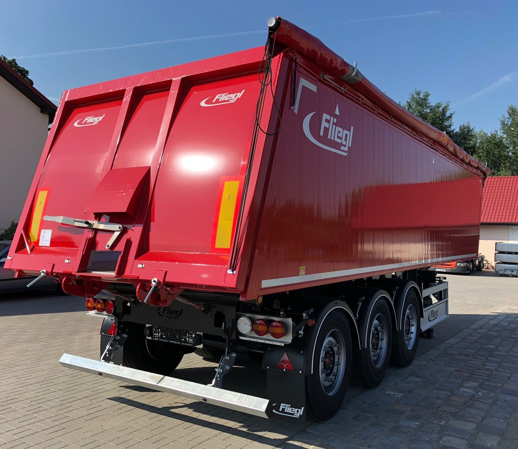 Papildomai: grūdų liukas