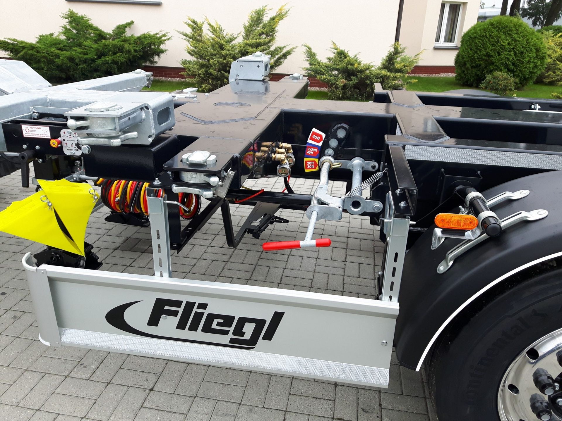 Visiškas puspriekabės suskleidimas