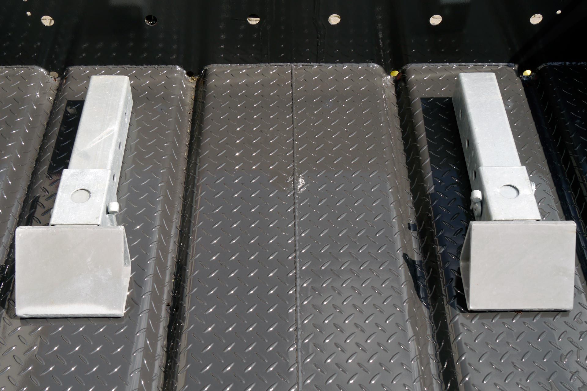 Reguliuojamos konteinerių spynos