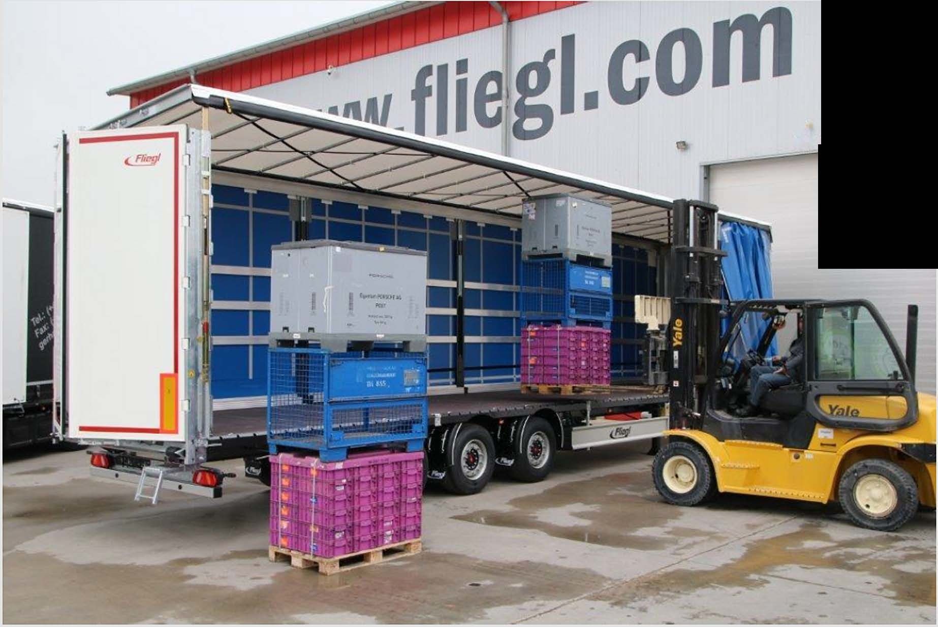 Tvirta viršutinė kreipiančioji, palengvinanti šoninį pakrovimą