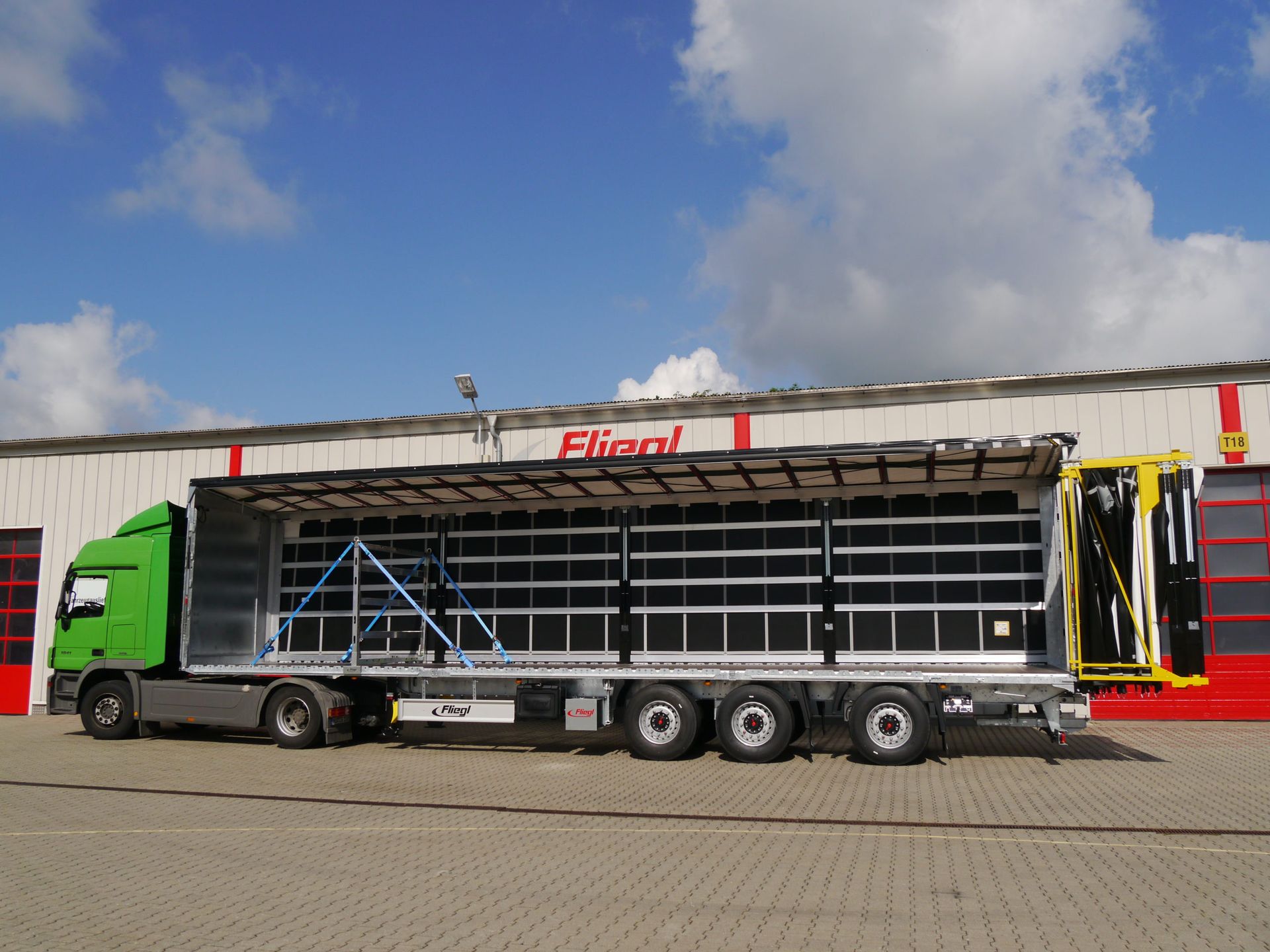 Laisva erdvė šoniniam pakrovimui