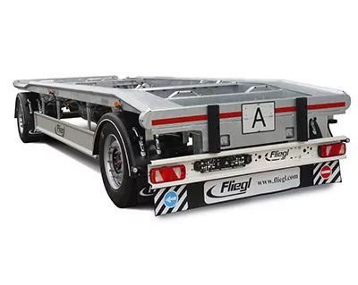 Priekabos konteinerių vežimui su ritinėliais ir rėmais