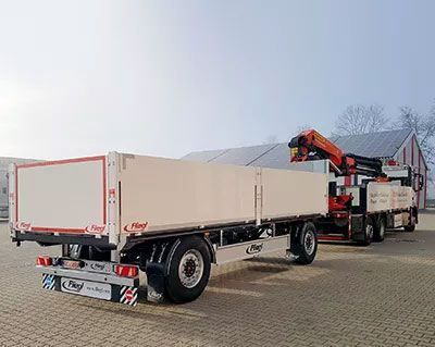 Statybinės puspriekabės ir priekabos