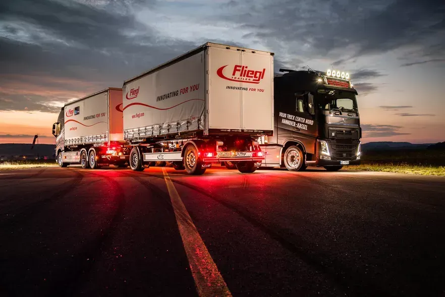 Priekabos ir įrangos komplektas