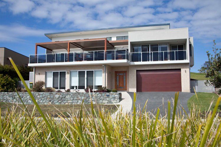 Seascape 2 House Front 1 - Barry Pfister Builder In Forster, NSW
