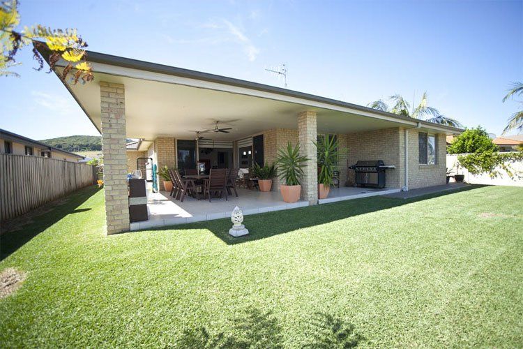 Cape Hawke 2 Lawn - Barry Pfister Builder In Forster, NSW