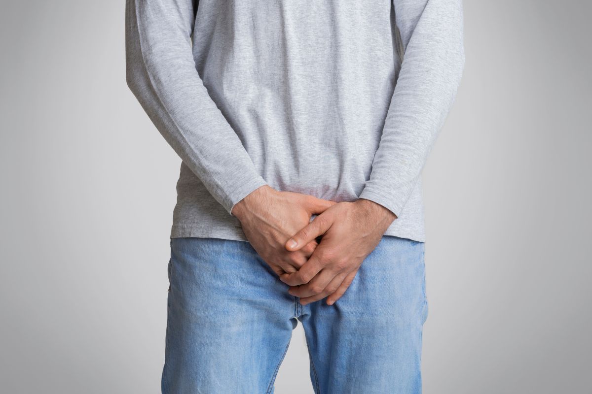 Clamídia no homem: descubra os sintomas e saiba como tratar