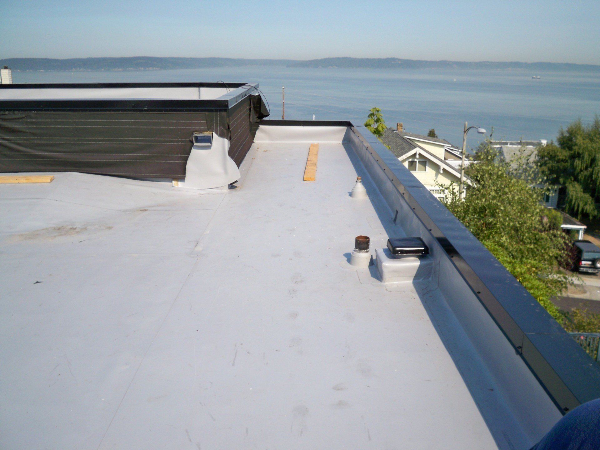 Commercial Building Roof — Olalla, WA — Peninsula Roofing LLC