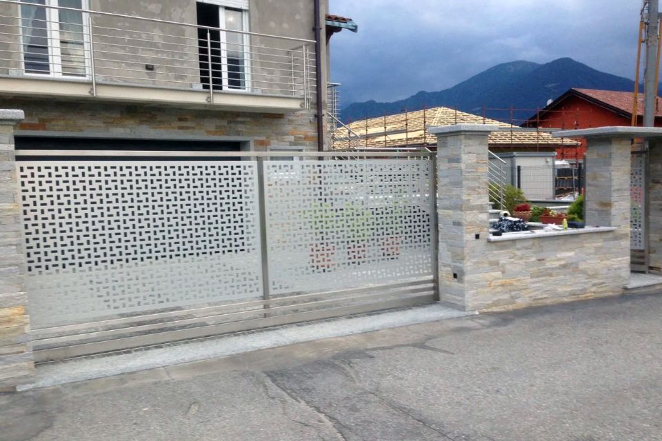 Cancello traforato