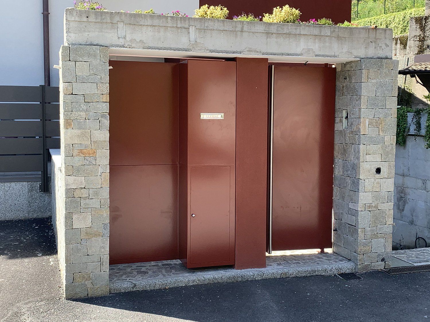 cancello in acciaio inox