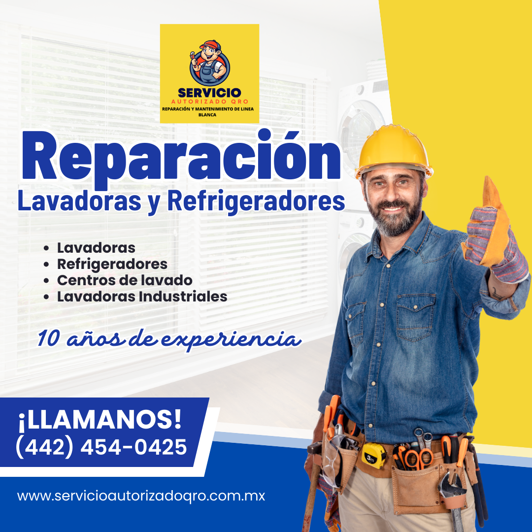 Un hombre que lleva casco y guantes hace un gesto de aprobación con el pulgar hacia arriba.