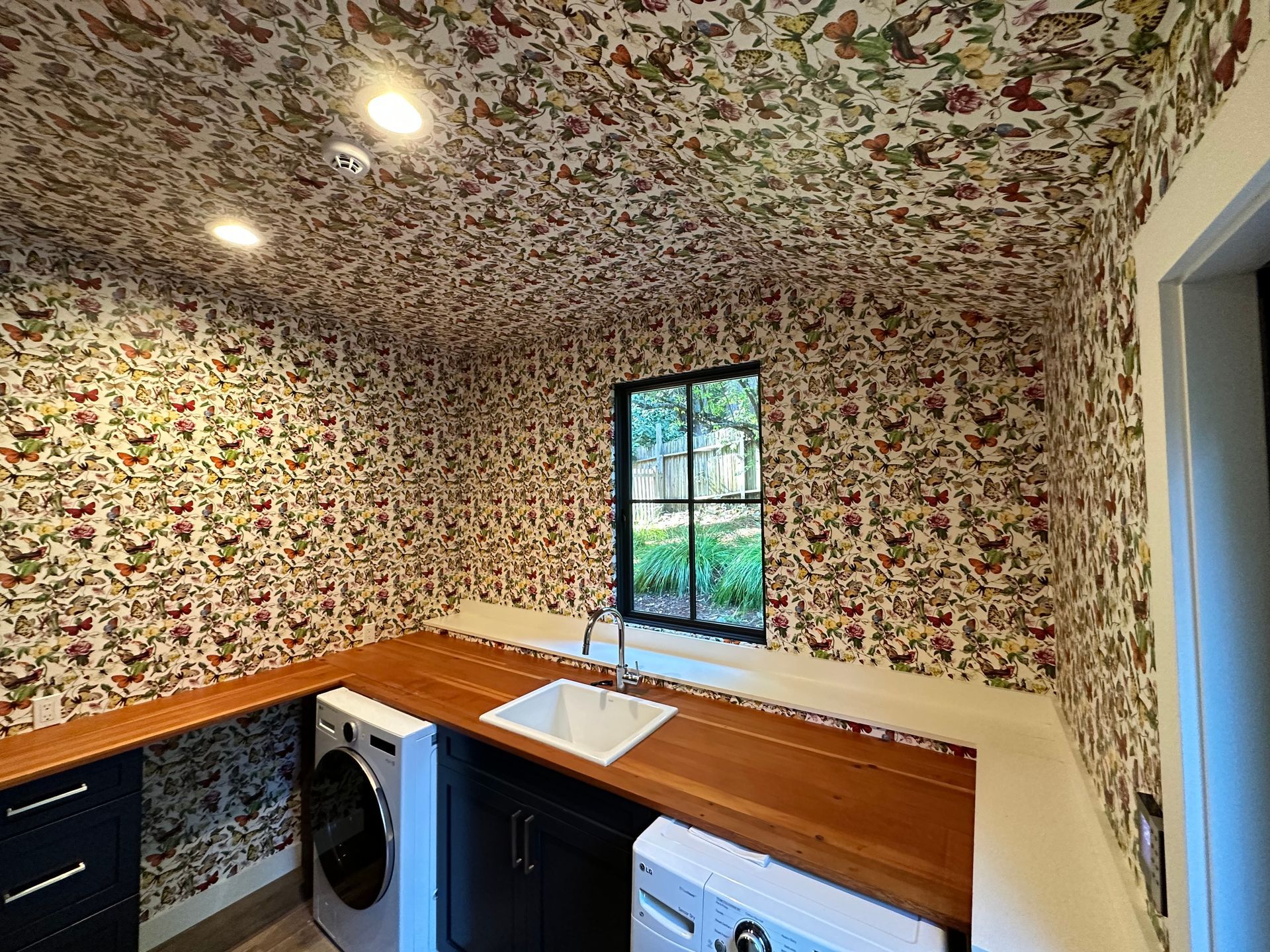 ceiling-wallpaper-millvalley-laundry